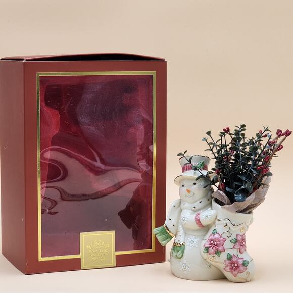 Lenox Petals & Pearls Snowman Stocking Bud Vase Figurine 6386247 w/Original Box - Picture 2 of 16